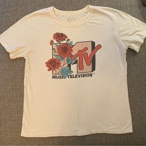 ⭐ 3 for $15 ⭐ - MTV Floral Cream Tee